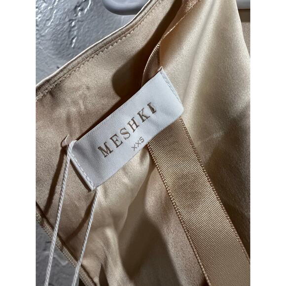 MESHKI Champagne Satin Gown XXS NWT Elegant Formal Dress with Slit - Picture 4 of 16